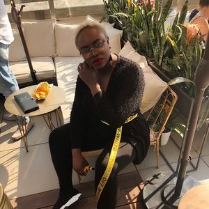 Meet your Posher, Lolade